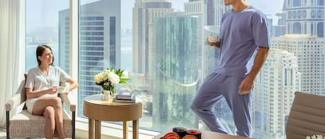 Hypo-allergenic bedding, minibar, in-room safe, desk