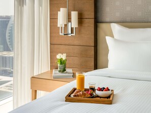 Literie hypoallergénique, minibar, coffre-fort, décor unique