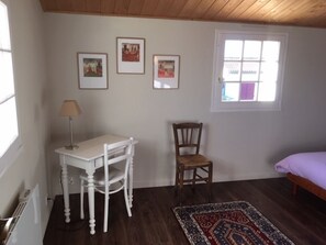 2 bedrooms, WiFi