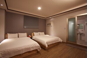 Premium Room | Premium bedding, desk, laptop workspace, blackout drapes - I Hotel&Motel (Pyeongtaek)