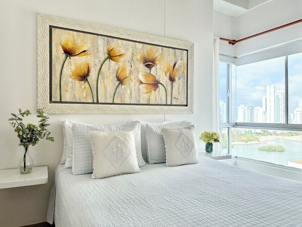 1 slaapkamer, een kluis op de kamer, een strijkplank/strijkijzer