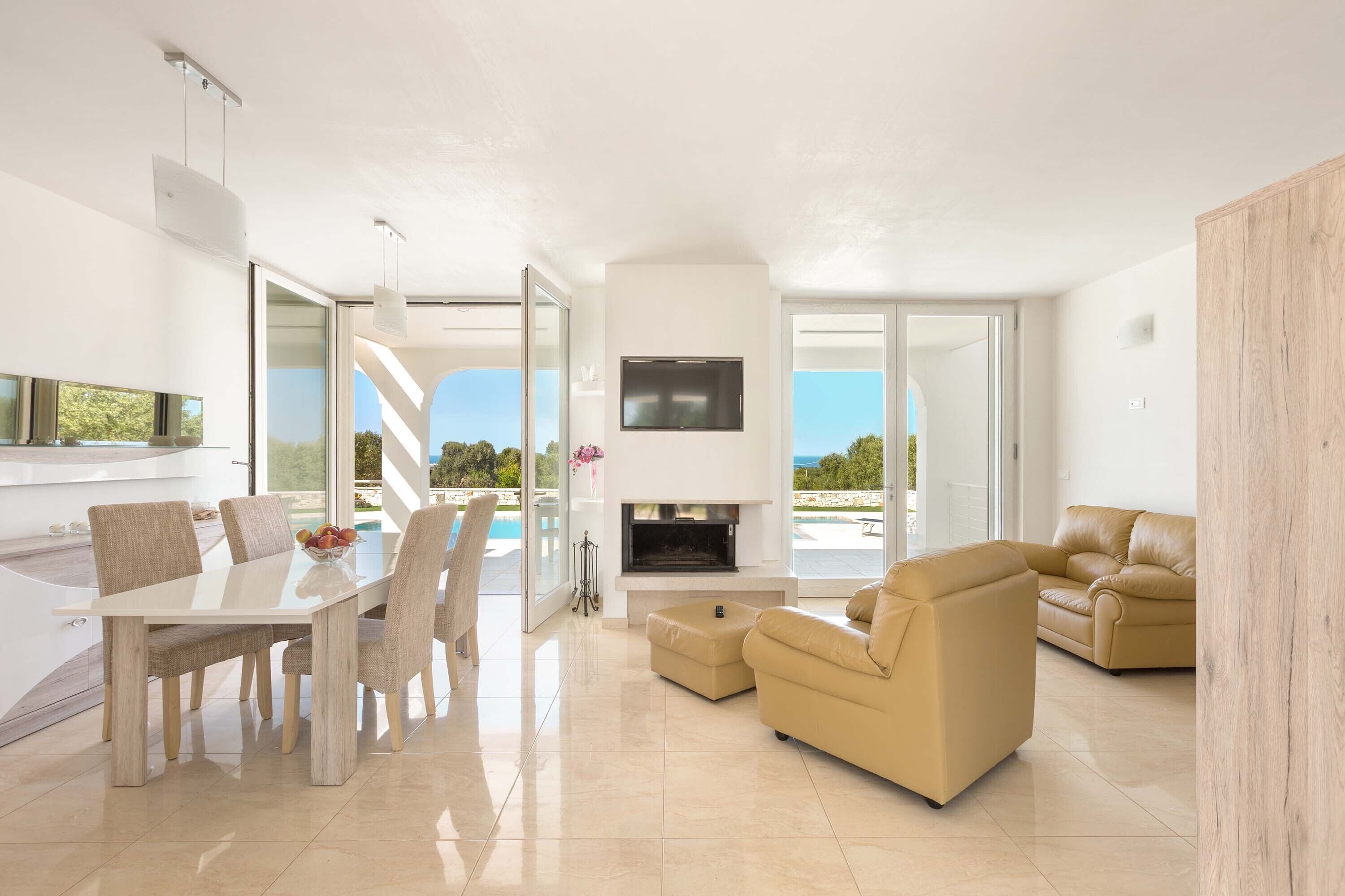 Comfort huis, 3 slaapkamers | Woonruimte | Flatscreentelevisie en een open haard