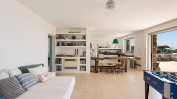 Casa Comfort, 5 camere da letto | Soggiorno | TV a schermo piatto