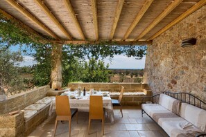 Casa Confort, 5 habitaciones | Terraza o patio