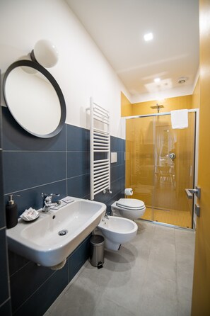 Deluxe-Apartment | Badezimmer