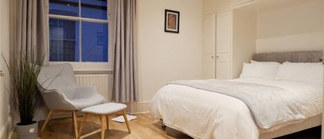 Individually decorated, free WiFi