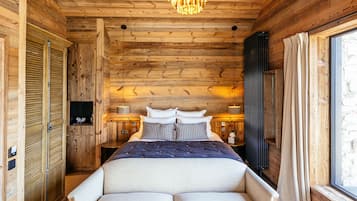 Select Comfort beds, minibar, in-room safe, individually decorated