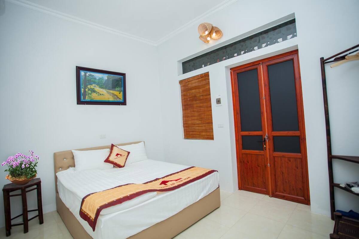 Double Room | Iron/ironing board, free WiFi