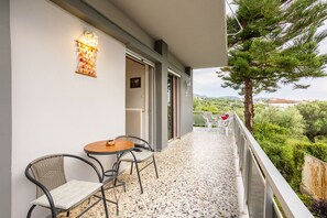 Exterior - Seaside Family Haven - Avia's Spacious Getaway  (West Mani)
