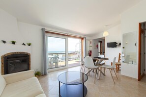 Interior - B23 - Rising sun apartment (Lagos)