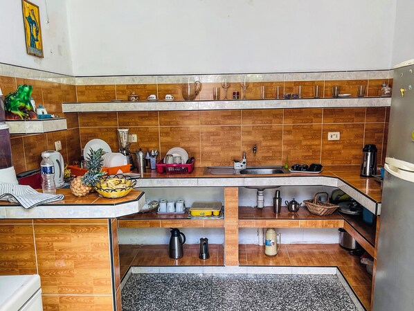 Habitacion # 4 | Shared kitchen