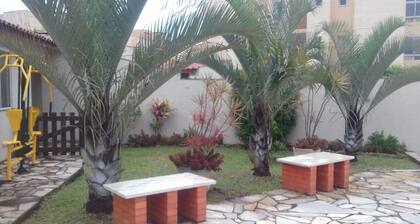 Beach house in gated community w / pool in Capão Novo