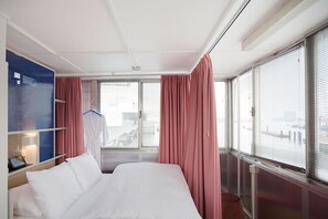 Apartment, 1 Double Bed, River View | 1 bedroom, in-room safe, individually decorated, individually furnished