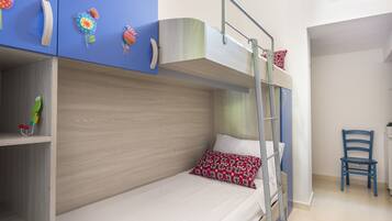 Apartamento, 2 quartos | 2 quartos, Wi-Fi de cortesia, roupa de cama