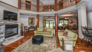 House, Multiple Beds, Hot Tub | Living room - Viewtopia (McHenry)