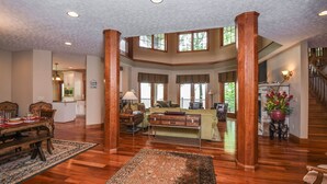 House, Multiple Beds, Hot Tub | Living room - Viewtopia (McHenry)