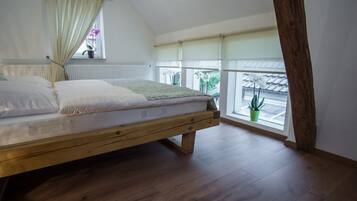 Comfort House | 2 bedrooms, iron/ironing board, free WiFi, bed sheets