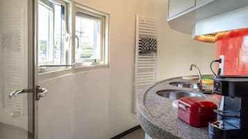 Apartment, 1 Double Bed, River View | Coffee and/or coffee maker
