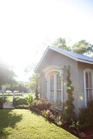 Garden Room | Garden view