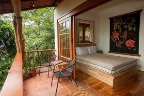 Comfort Cabin, Multiple Beds, Ocean View (Cedro Espino)