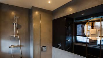 Apartment, 1 Double Bed, Canal View | Bathroom shower