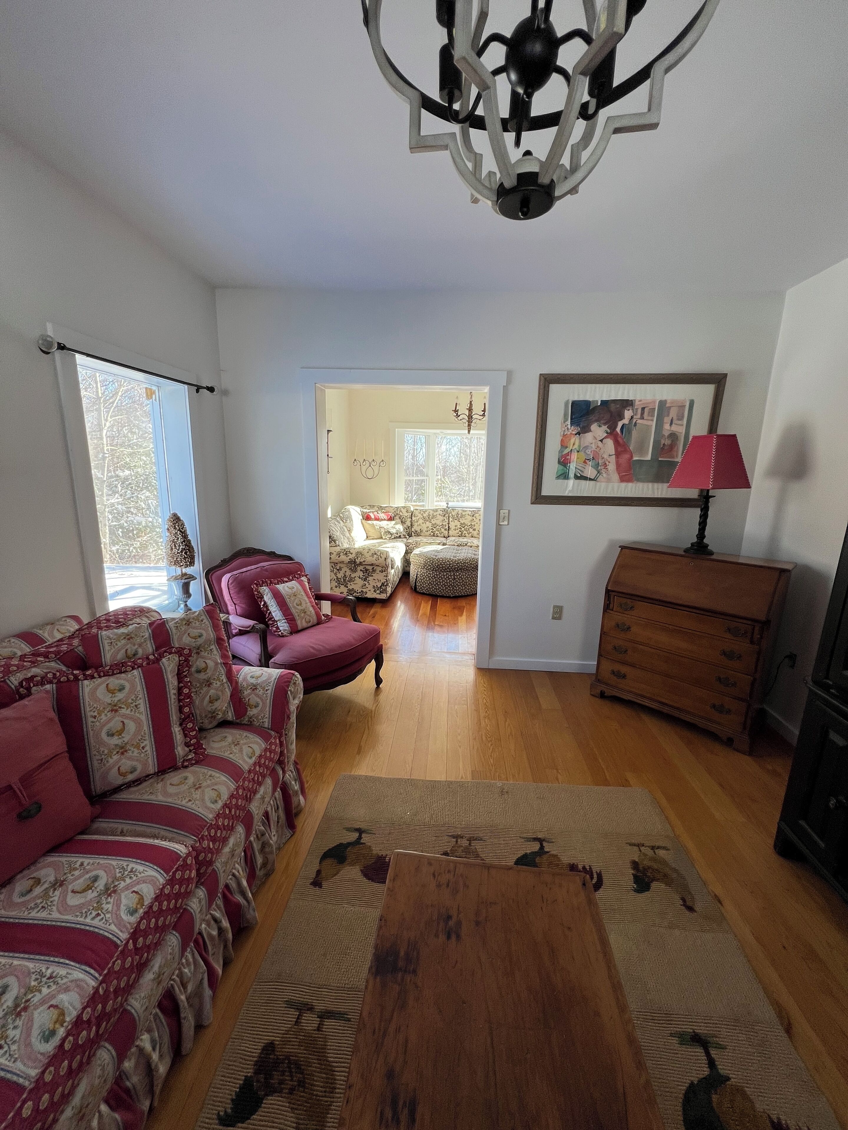 TV, fireplace, DVD player, stereo