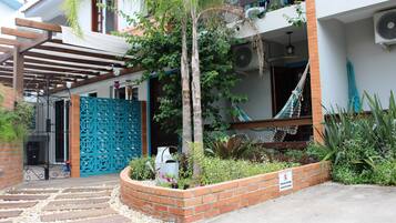 EntrĂ©e de lâhĂ©bergement