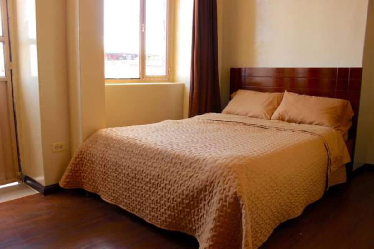 Free WiFi, bed sheets, wheelchair access