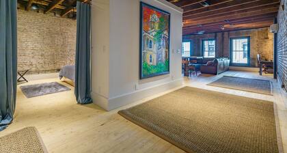 Historic Downtown Morganton Loft w/ Original 1900's Charm/Walk/Shop/Dine