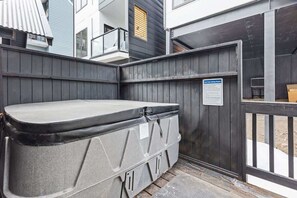 Idromassaggio all'aperto