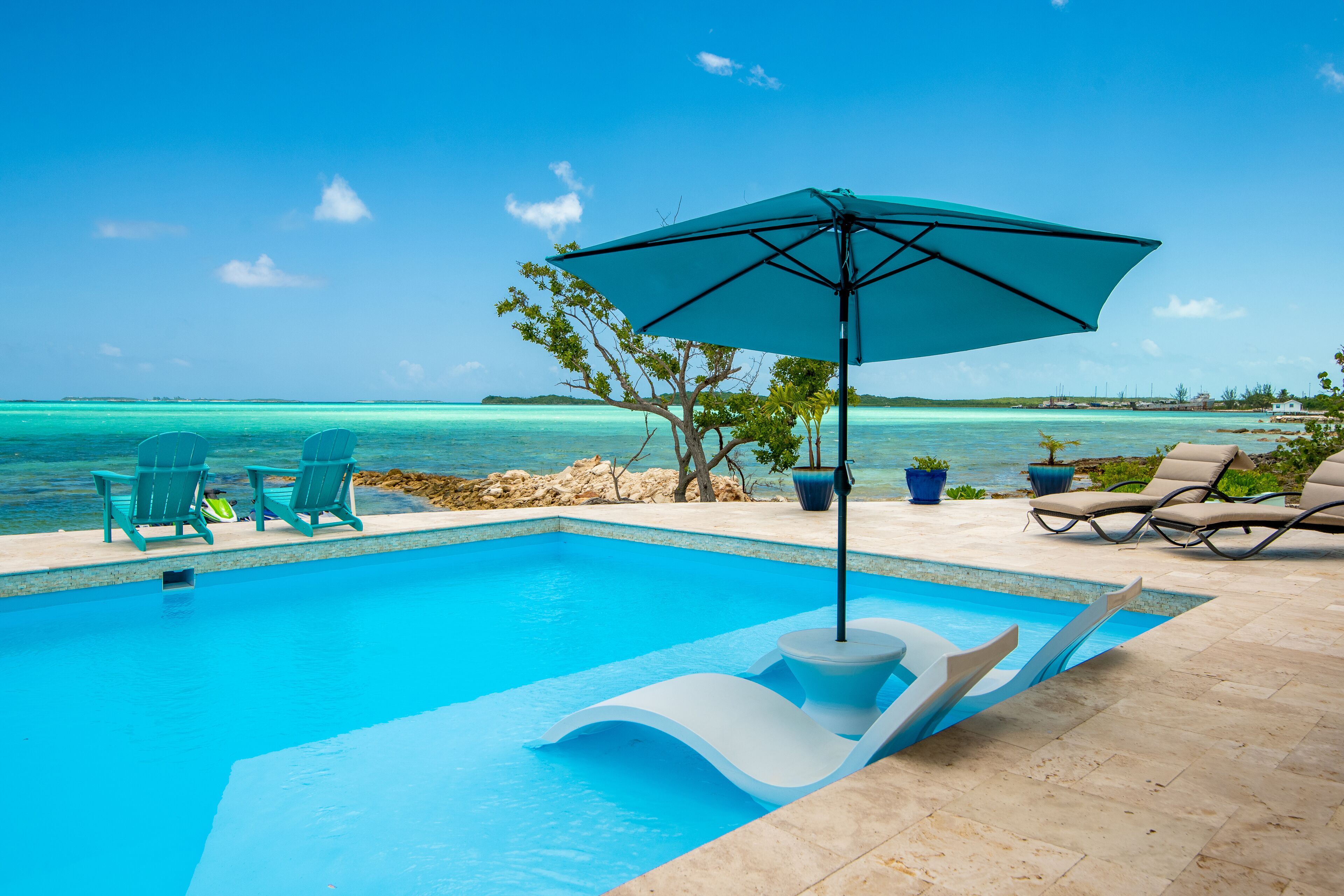 Piscine extérieure, piscine chauffée