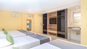 Standard Quadruple Room