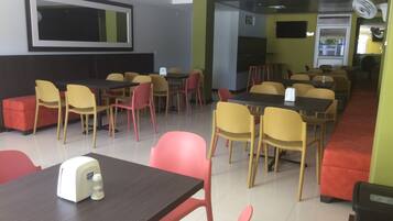 Khu ẩm thực cho gia đình