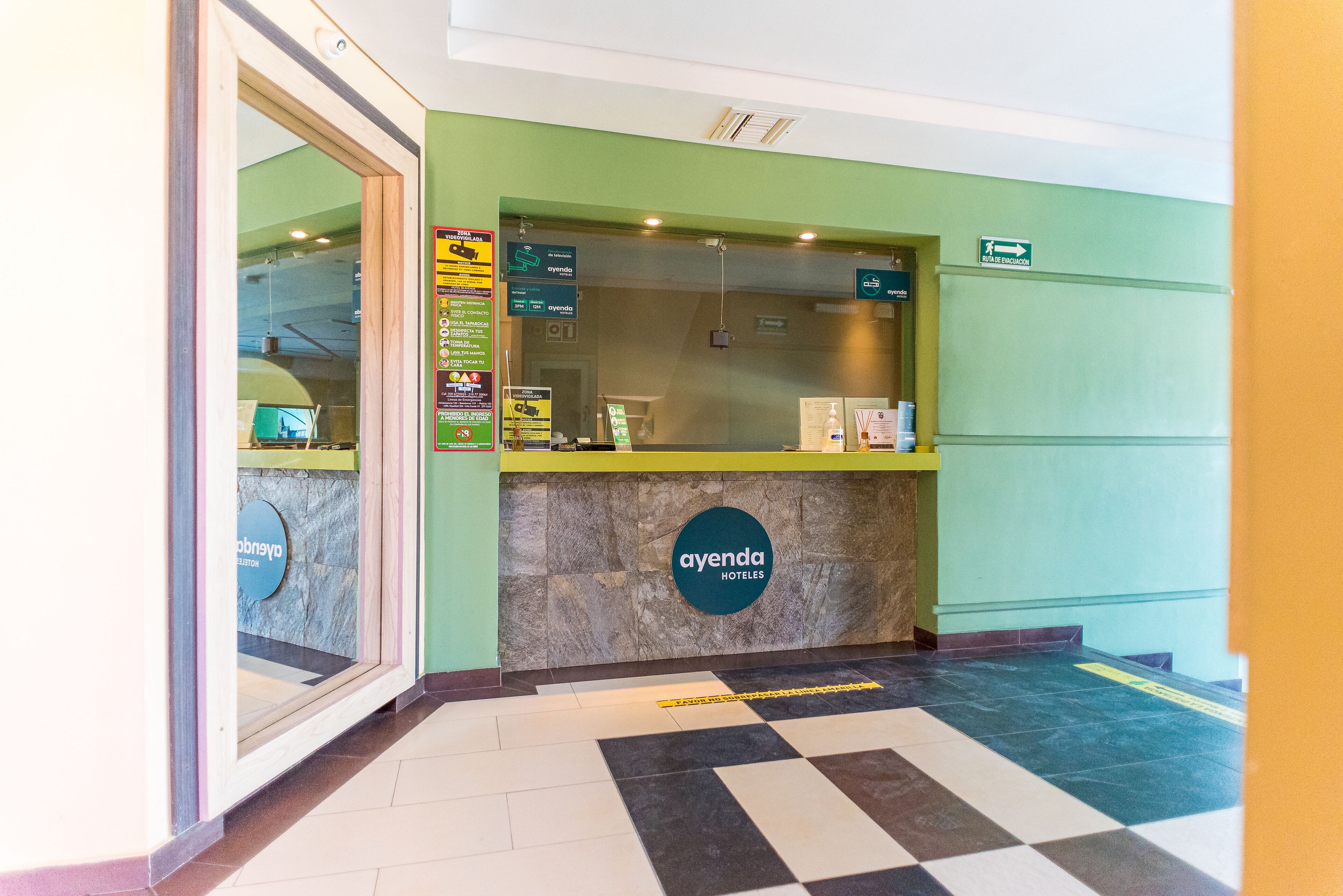 Foto - Hotel 56 Avenue Plaza