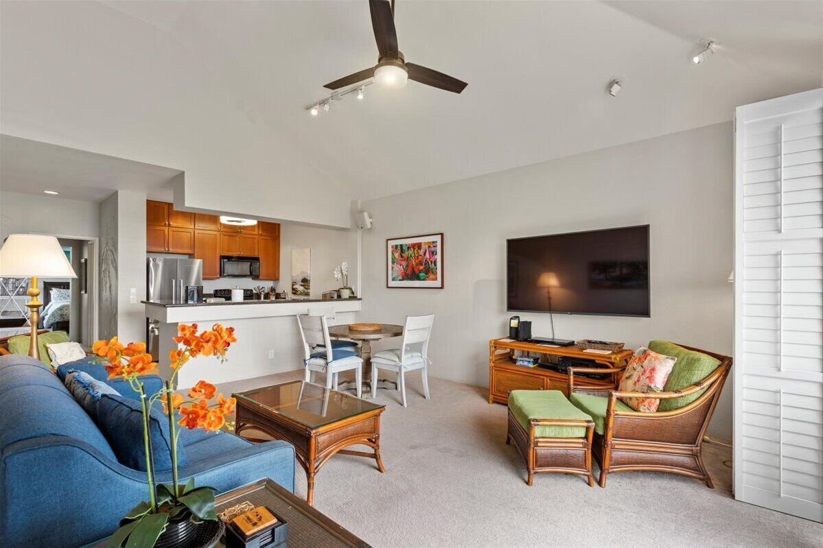 Grand Champions 32: 2 BR, 2 BA Condominium in Maalea, Sleeps 6