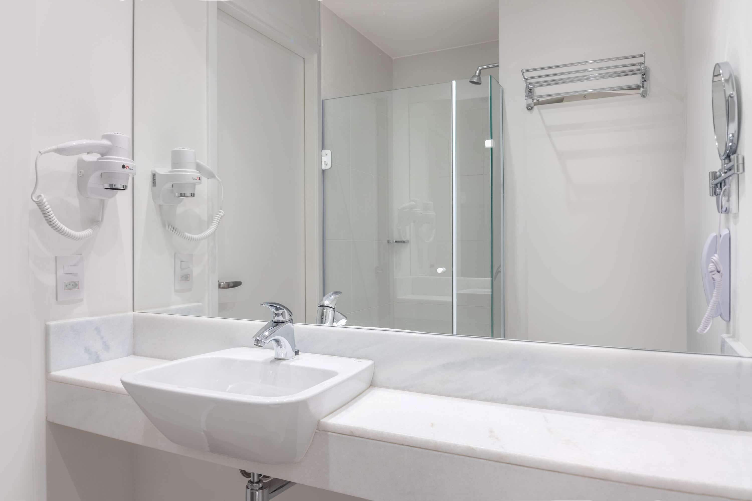 shower, bidet, towels, soap