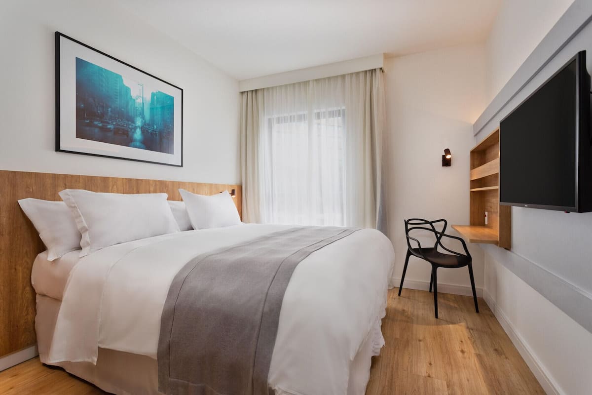 1 bedroom, minibar, in-room safe, desk