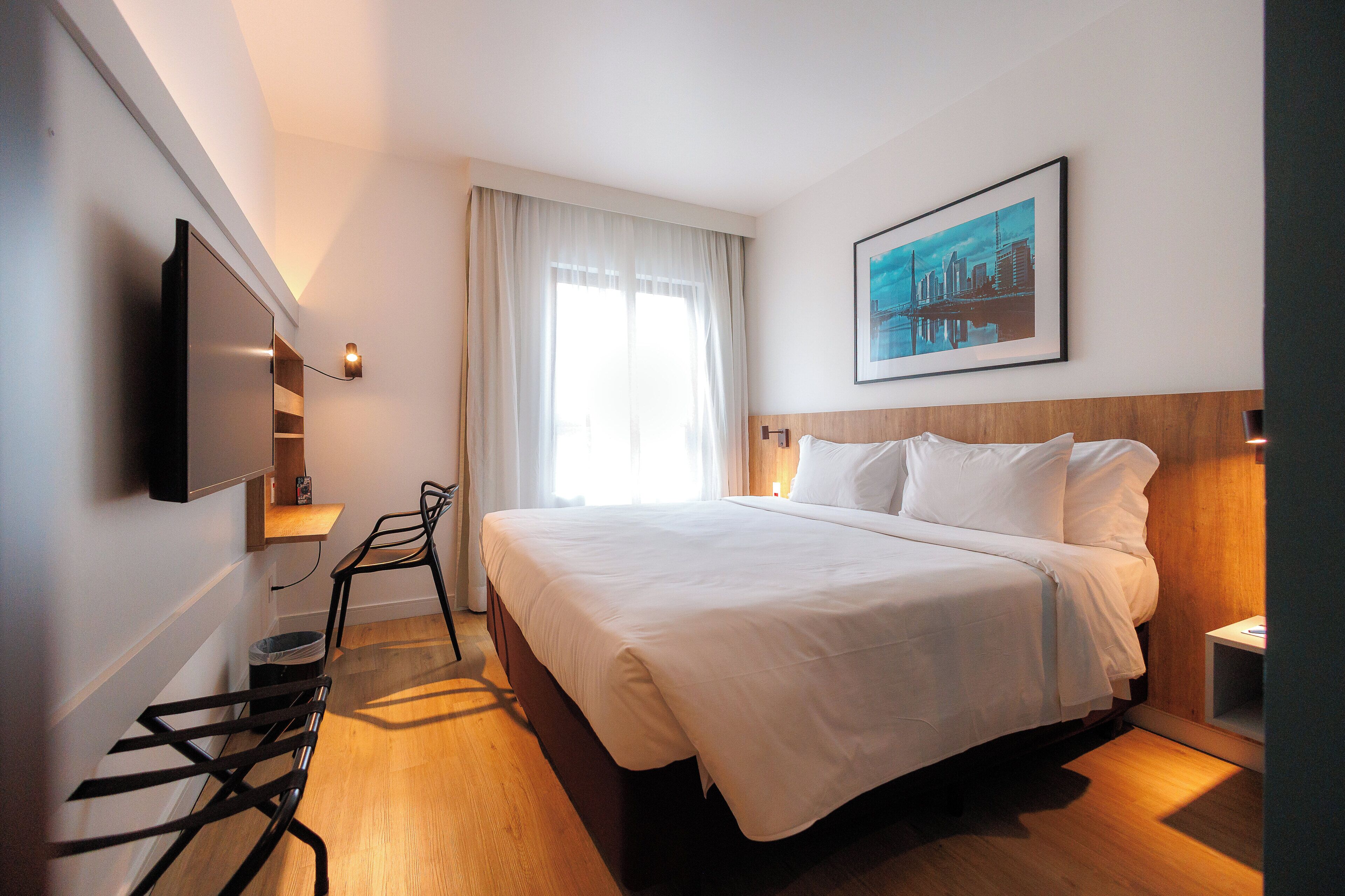 Superior Room | Minibar, in-room safe, desk, blackout curtains