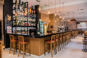 Se sirven desayunos, almuerzos, cenas y cocina internacional 