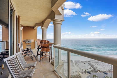 Amazing Gulf Views! - Tower 1 Unit 1803