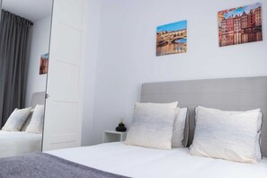 2 bedrooms