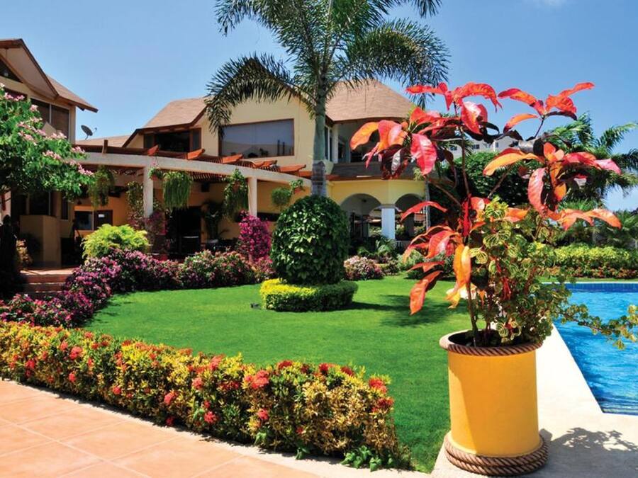 Facciata della struttura