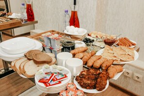 Daily continental breakfast (GEL 20 per person) - City Heart Hotel (Tbilisi)