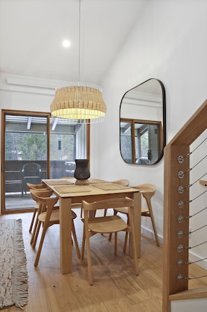 Dining - Outpost: Cottonwood 522 (Wilson)