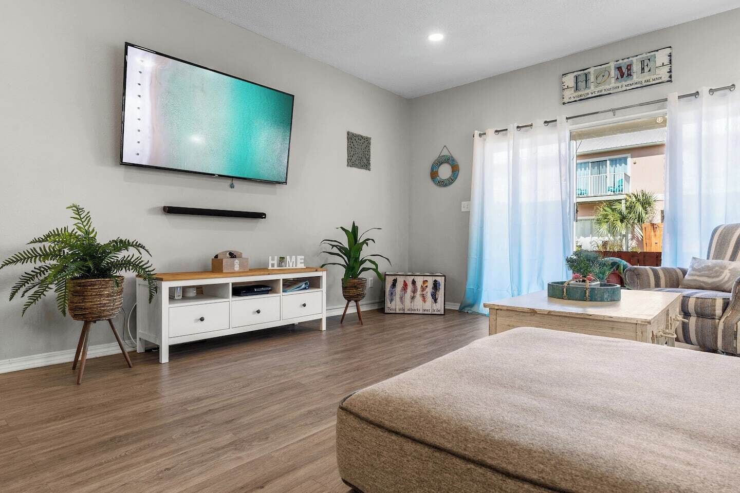 Smart-TV, Videospiele, Arbeitsbereiche