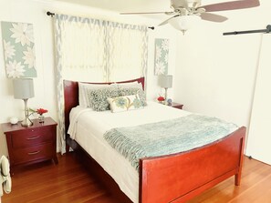 3 bedrooms, iron/ironing board, free WiFi, bed sheets