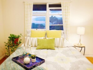 3 bedrooms, iron/ironing board, free WiFi, bed sheets - Calm Oasis in Paradise! Ocean view, Summer Special! (Aiea)