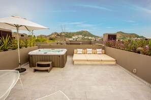 Terrace/patio - Condo in Puerto Paraiso Mall (Marina)