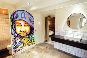 Shared Dormitory, Multiple Beds (4) | Bathroom | Shower, towels