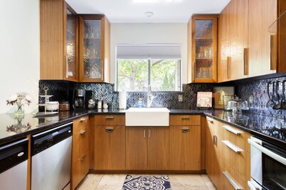 Relax Poolside at a Luxurious Creekside Home near Downtown Round Rock